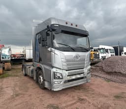 FAW JH6 4x2 Седельный тягач - 2