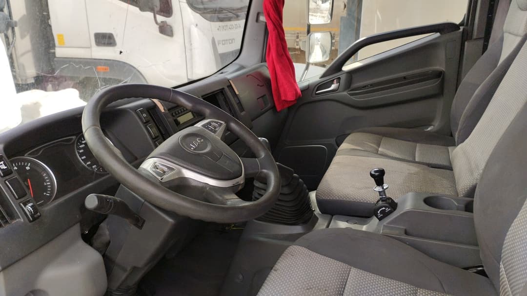 Автомеханический Завод 5758* на шасси КамАЗ 43082 4x2 Изотермический/рефрижератор - 5