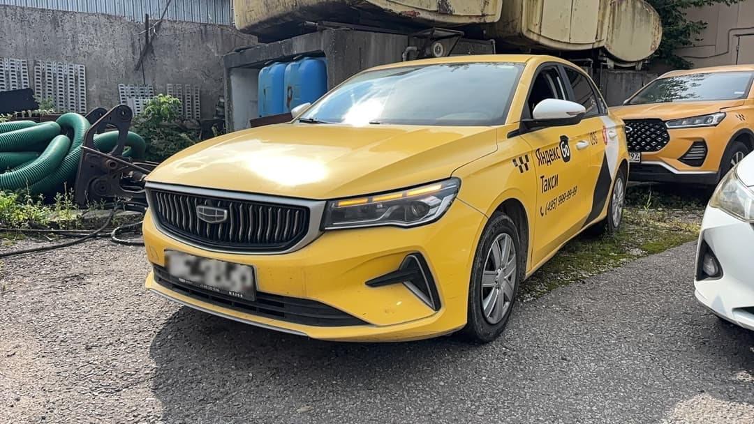 Geely EMGRAND - 1