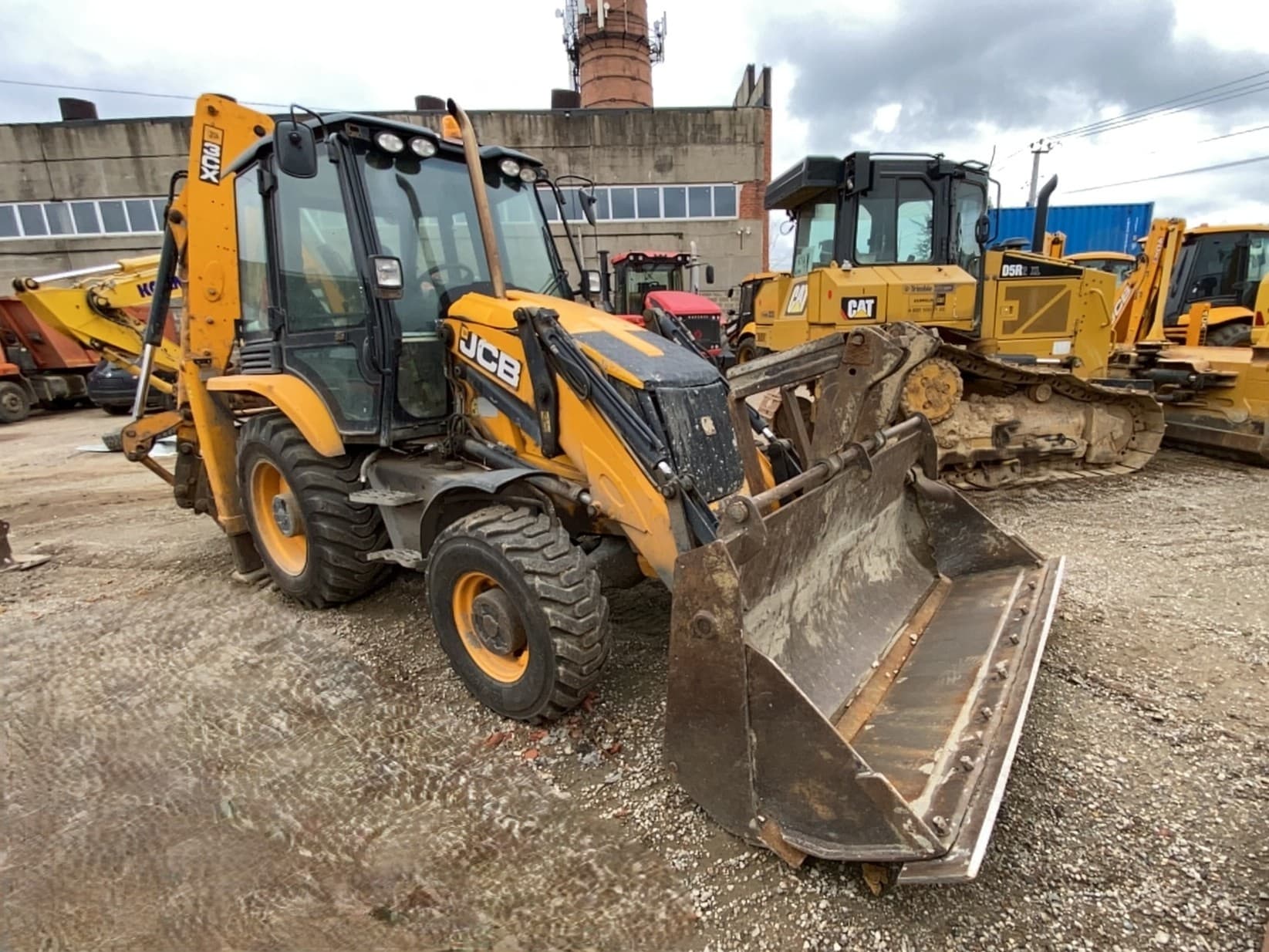 JCB 3CX Экскаватор-погрузчик - 2