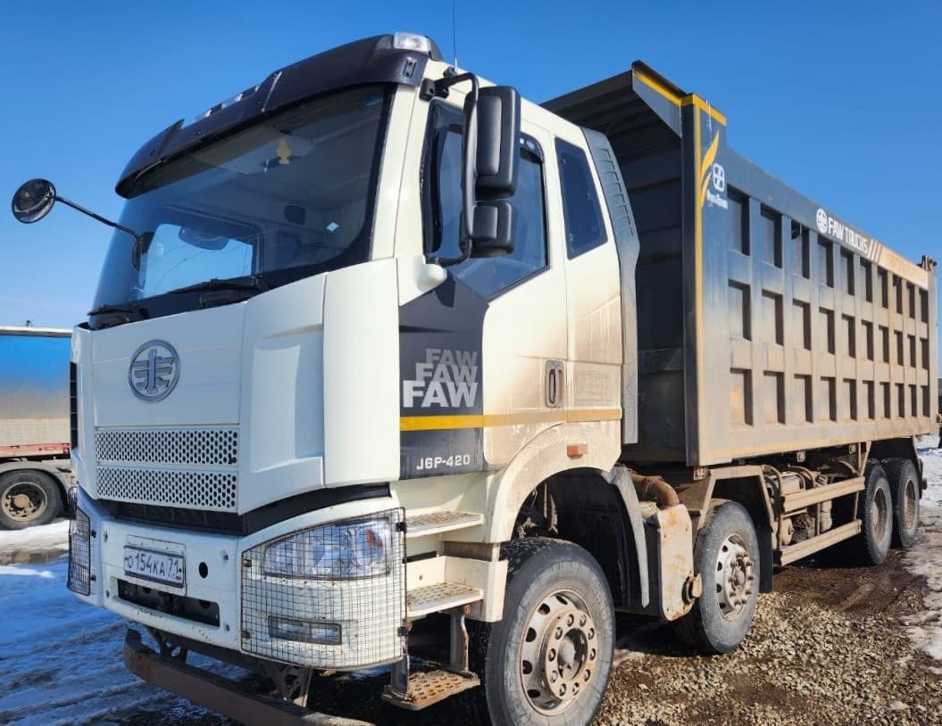 FAW CA 3310 8x4 Самосвал - 1