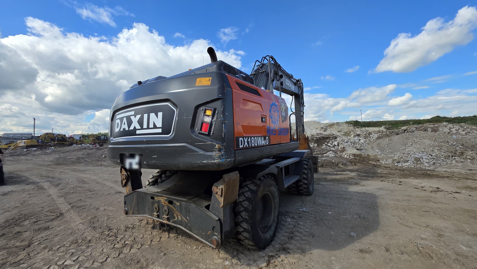 Daxin DX180* Экскаватор колесный - 3