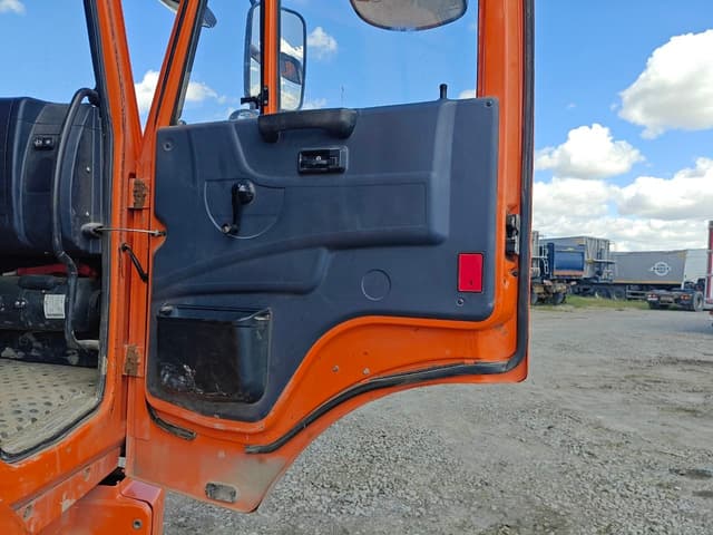 Камаз 65115 6x4 Бортовой с КМУ - 6
