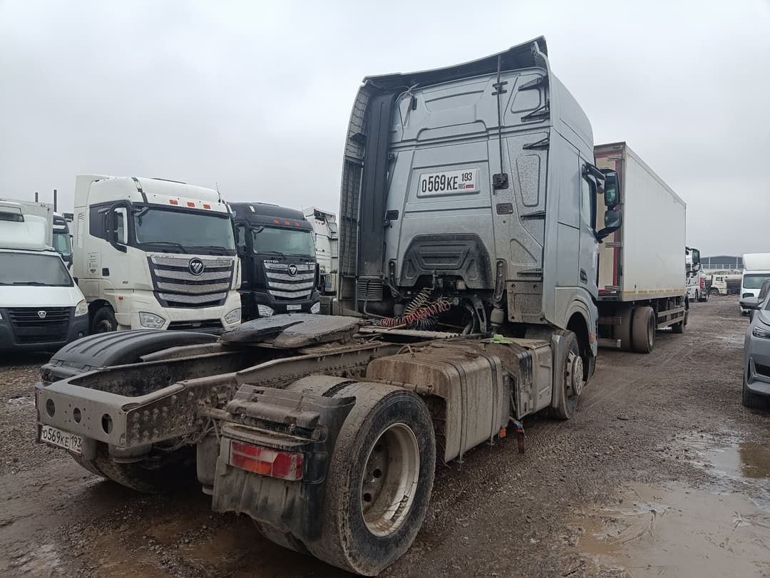 Shacman (Shaanxi) SX* 4x2 Седельный тягач - 3