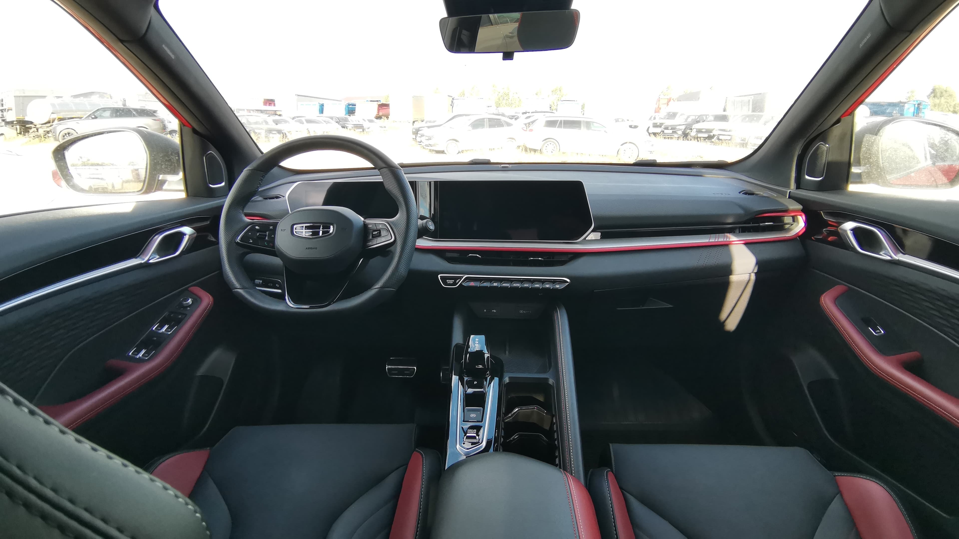 Geely Coolray - 5