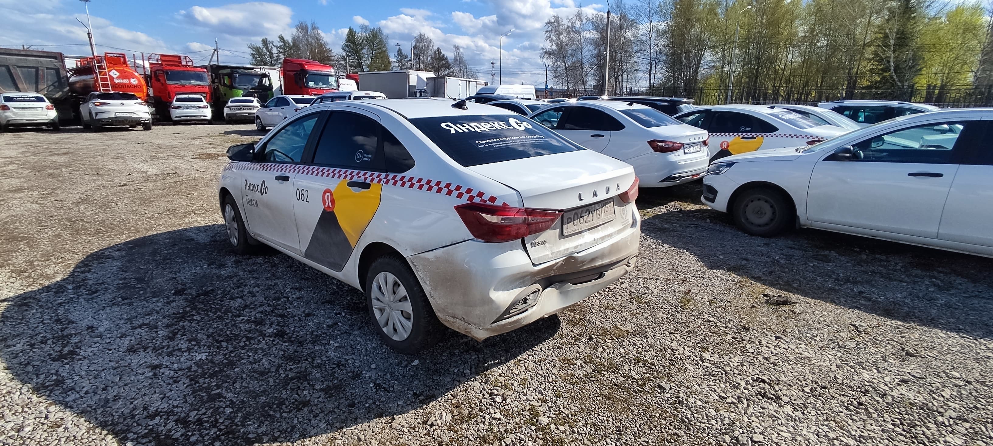 Lada Vesta седан - 4