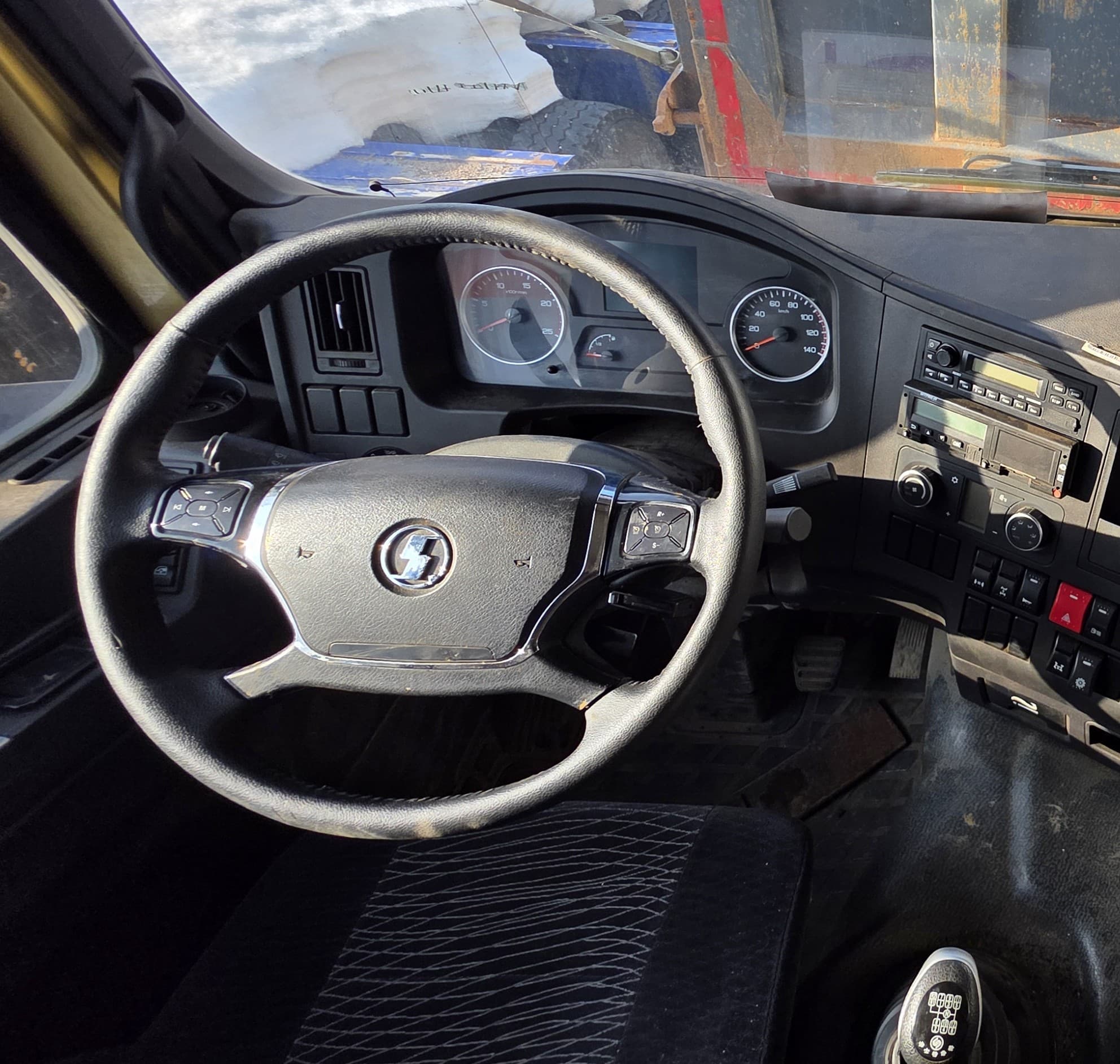 Shacman (Shaanxi) SX* 8x4 Самосвал - 5