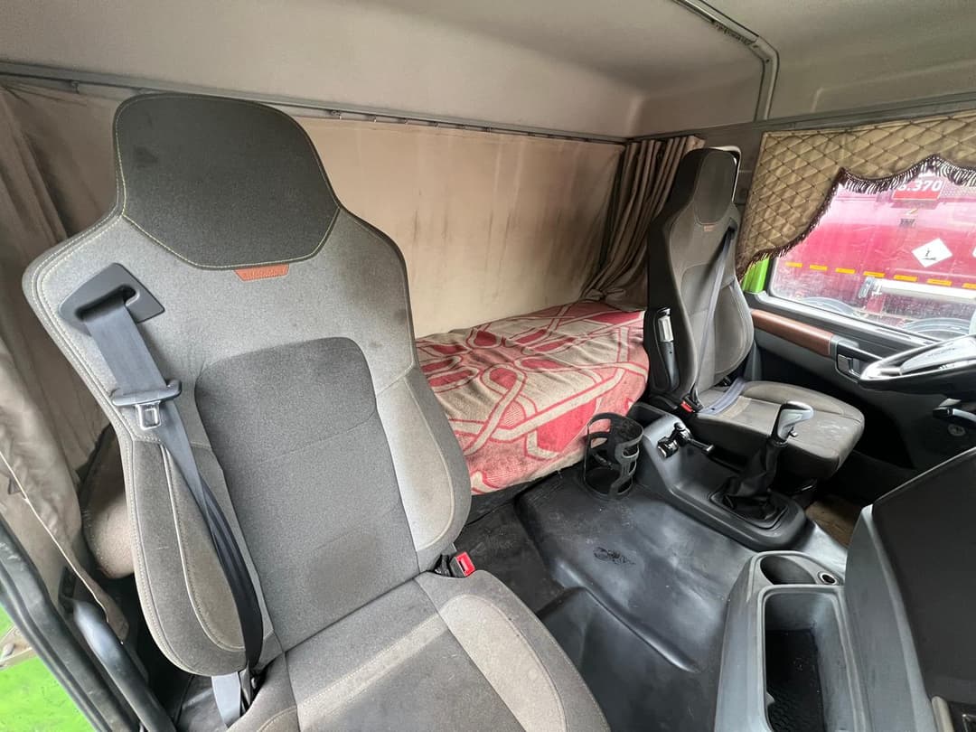 Shacman (Shaanxi) SX* 8x4 Самосвал - 9