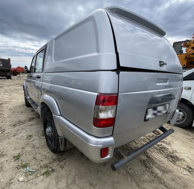 UAZ Pickup - 4