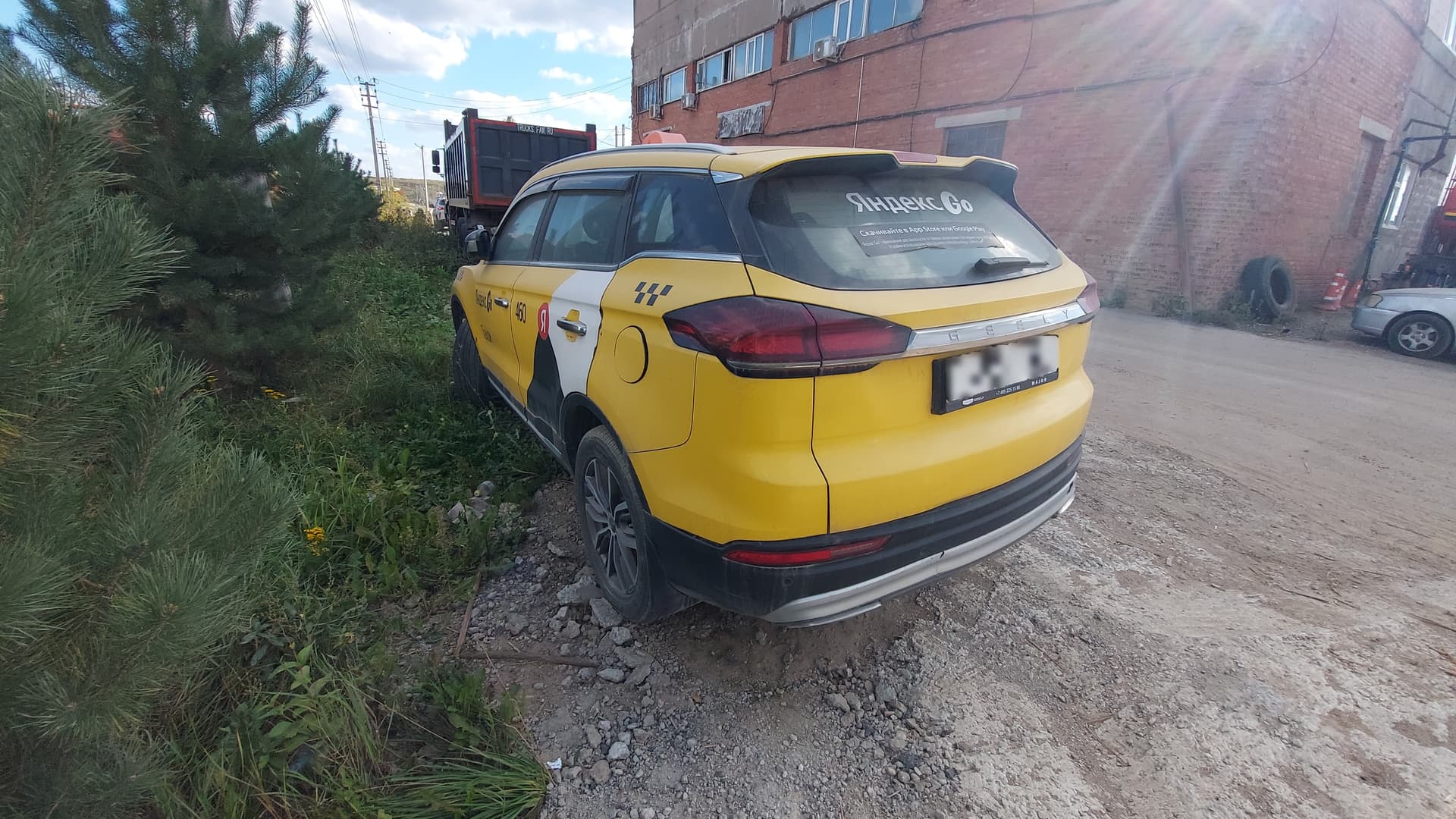 Geely Atlas Pro - 4