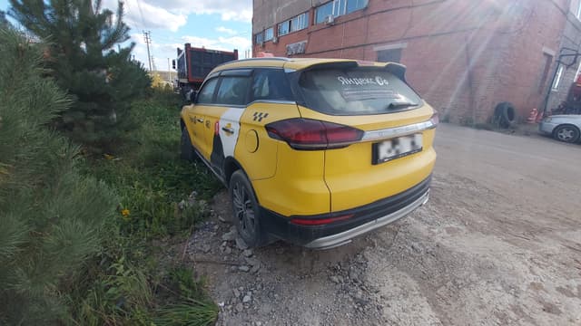 Geely Atlas Pro - 4