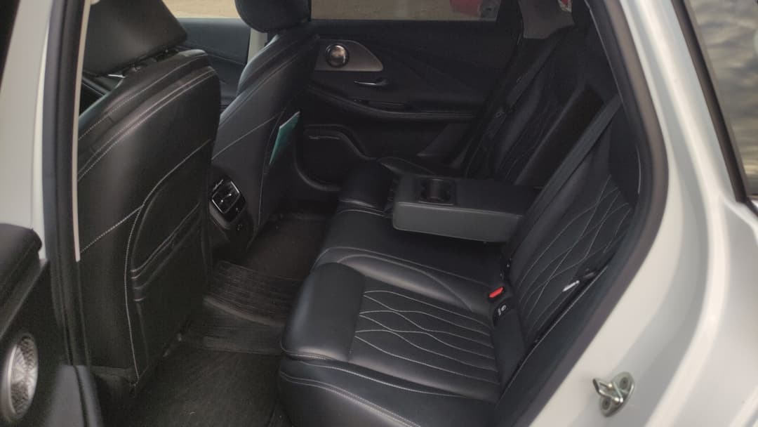 Chery ARRIZO 8 - 9