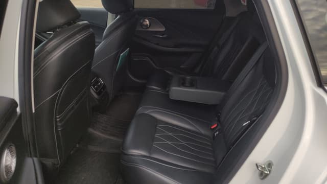 Chery ARRIZO 8 - 9
