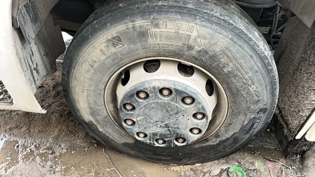 Камаз 5490 4x2 Седельный тягач - 9