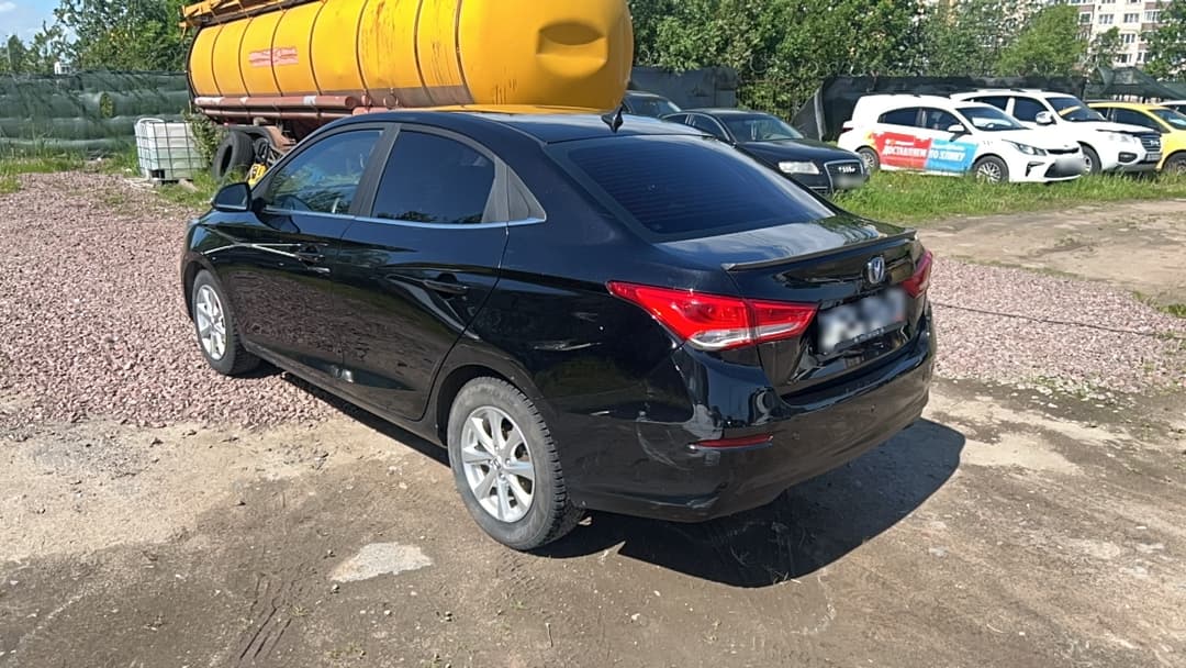 Changan Alsvin - 4