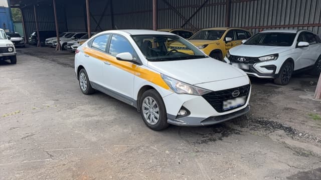 Hyundai Solaris - 2