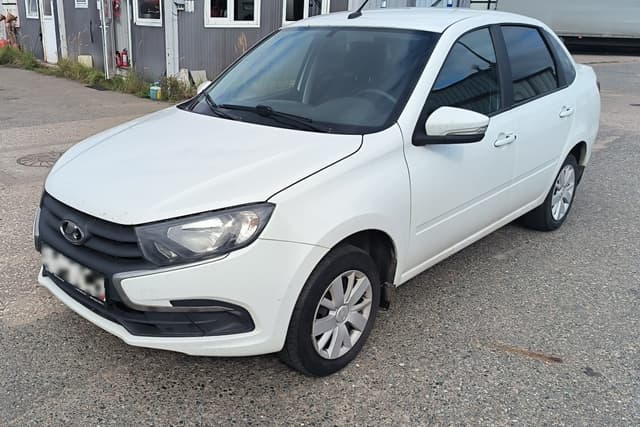 Lada Granta лифтбек - 1