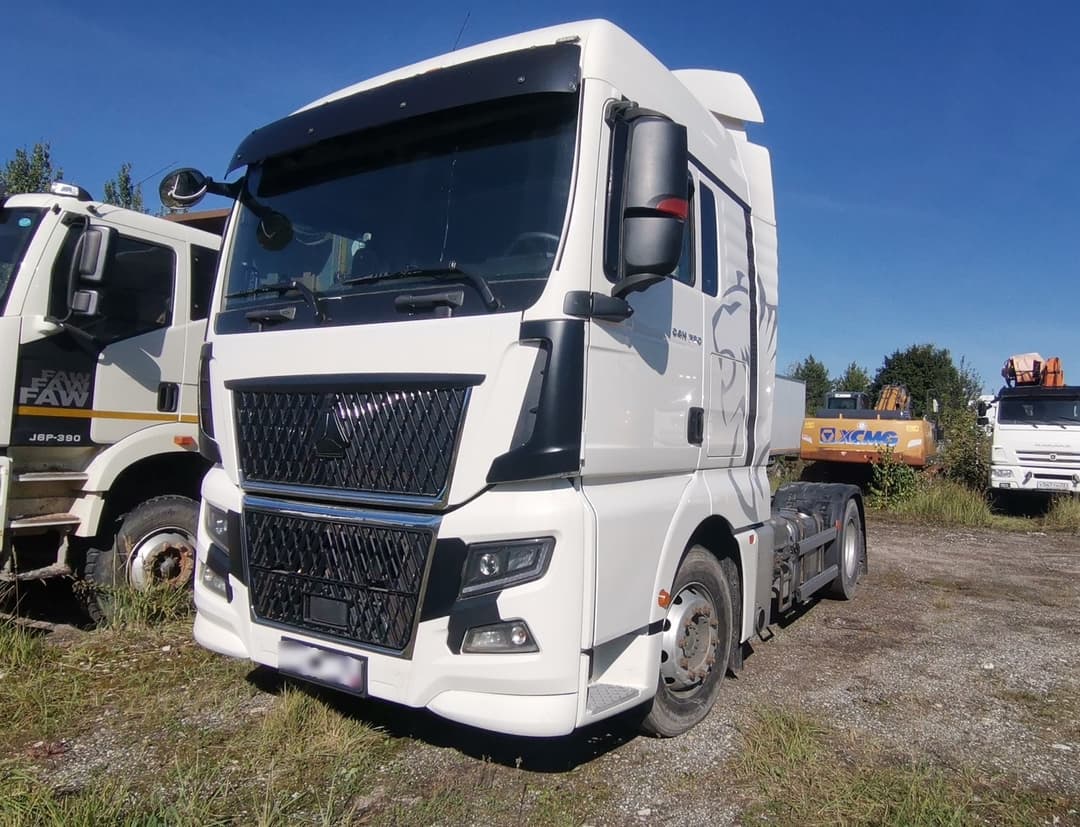 Sitrak C7H 4x2 Седельный тягач - 1