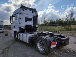 Sany D* 4x2 Седельный тягач - 4