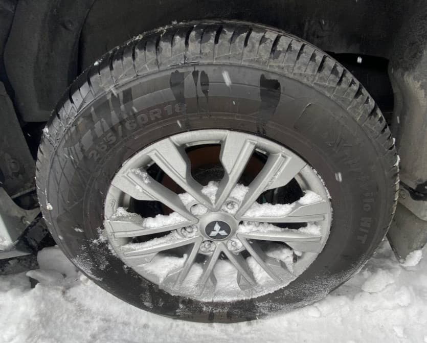 Mitsubishi Pajero Sport - 10