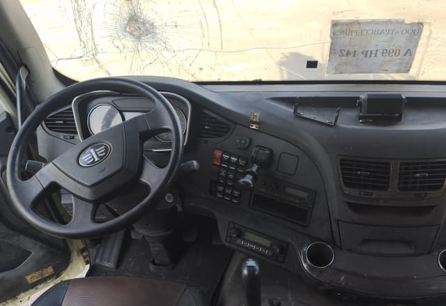 FAW CA 3310 8x4 Самосвал - 5