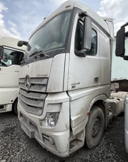 Mercedes-Benz Actros 6x4 Седельный тягач - 1