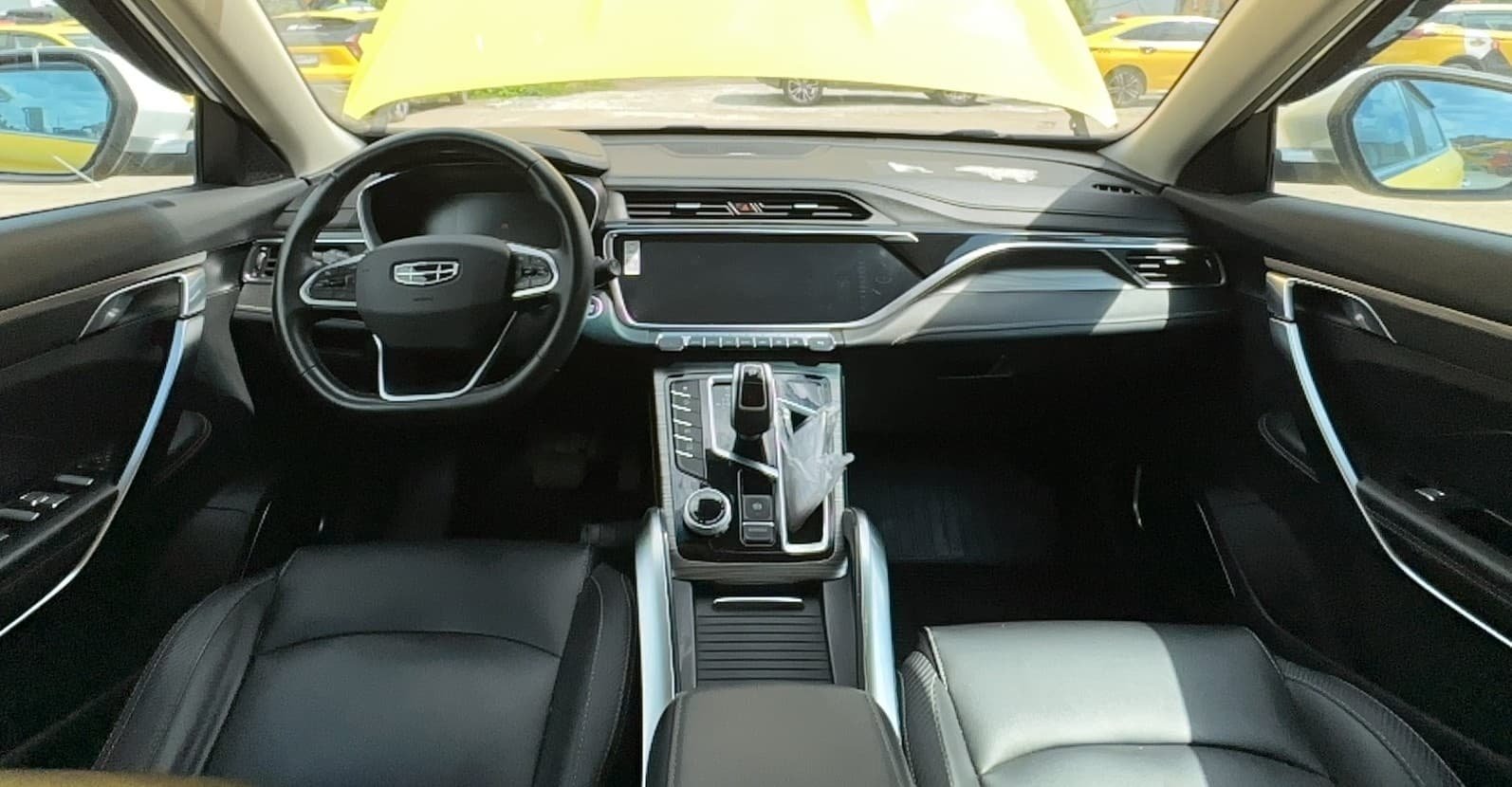 Geely Atlas Pro - 5