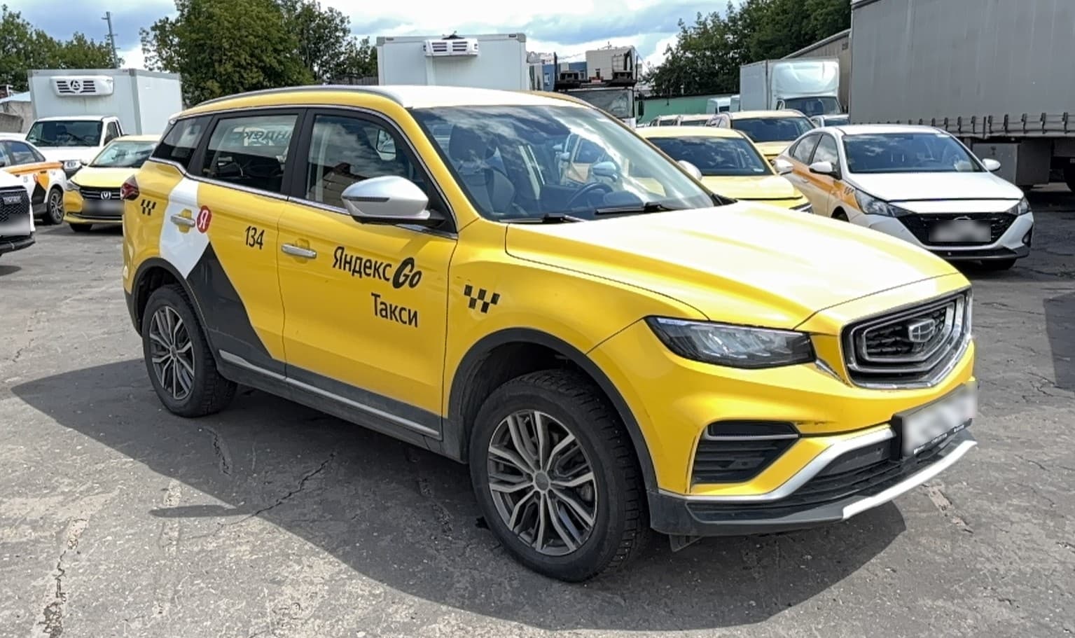 Geely Atlas Pro - 2