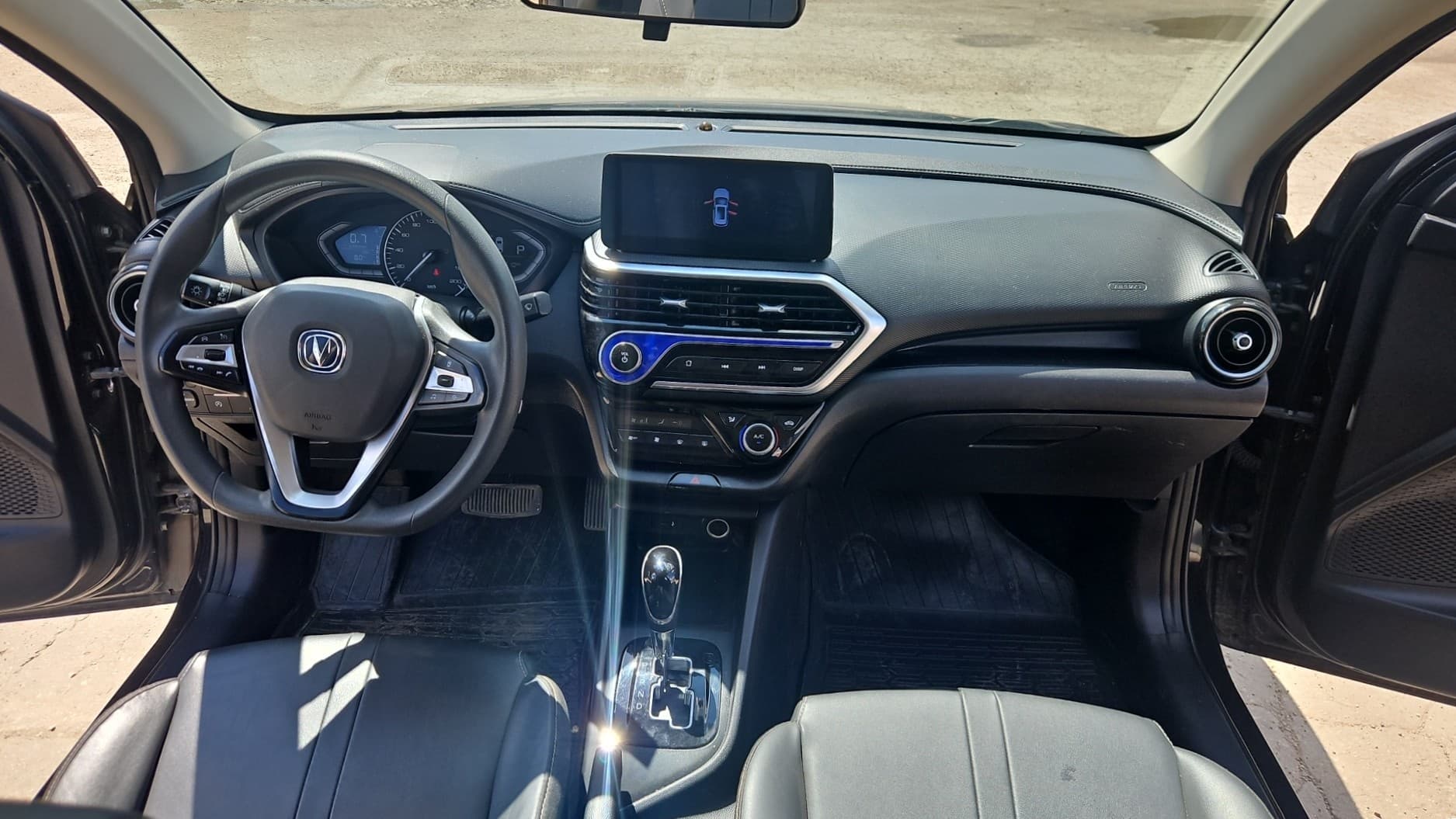Changan Alsvin - 5