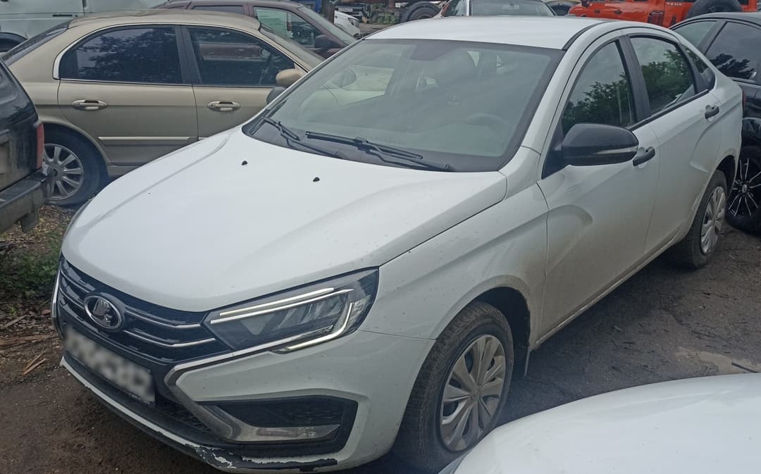 Lada Vesta седан - 1