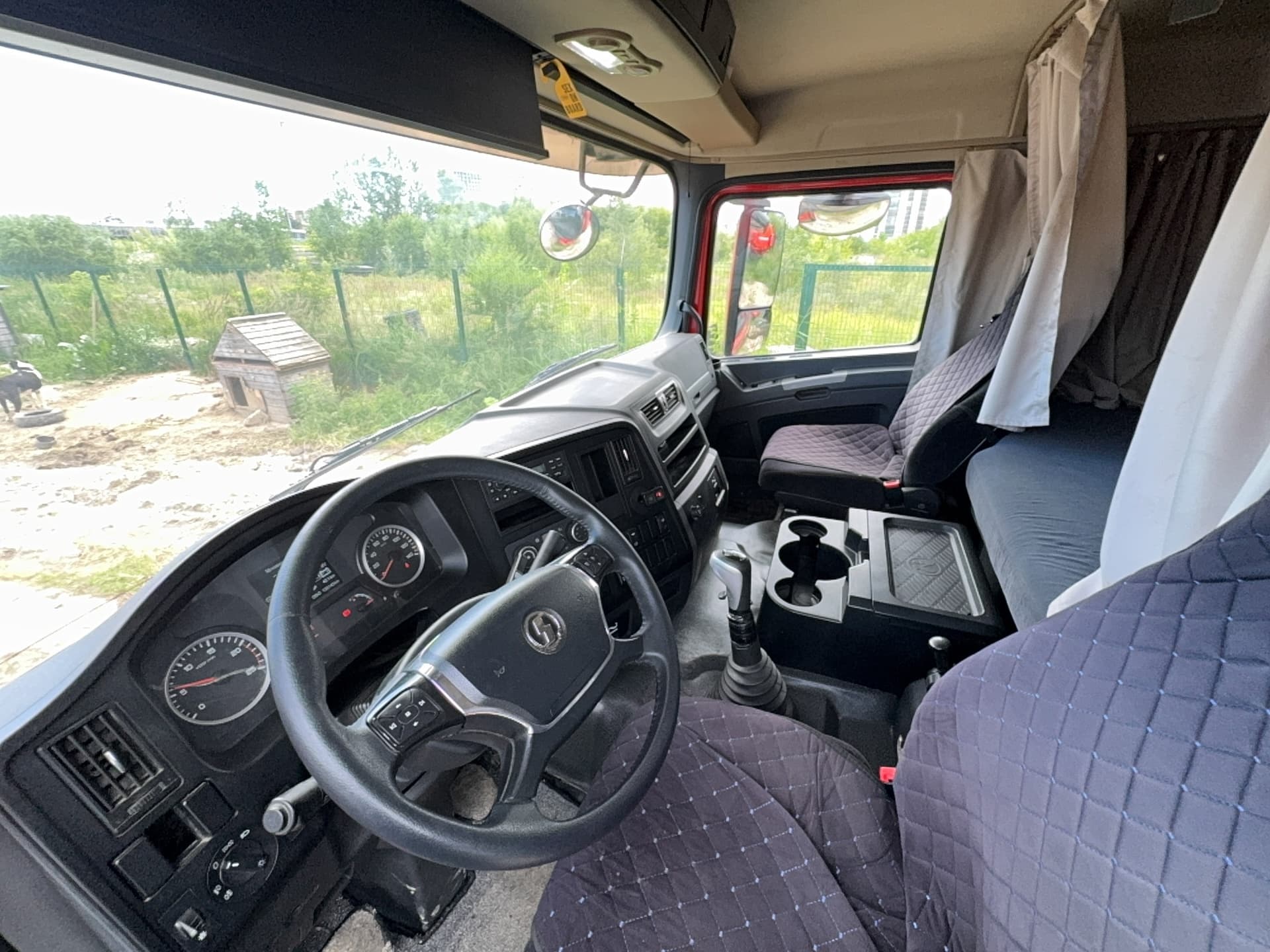 Shacman (Shaanxi) SX* 8x4 Самосвал - 6