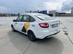 Lada Granta лифтбек - 4