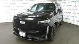 Cadillac Escalade - 1