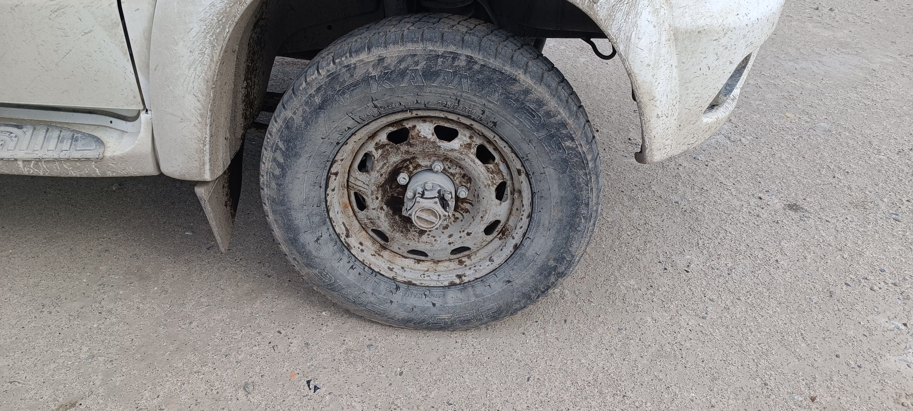 UAZ Pickup - 5