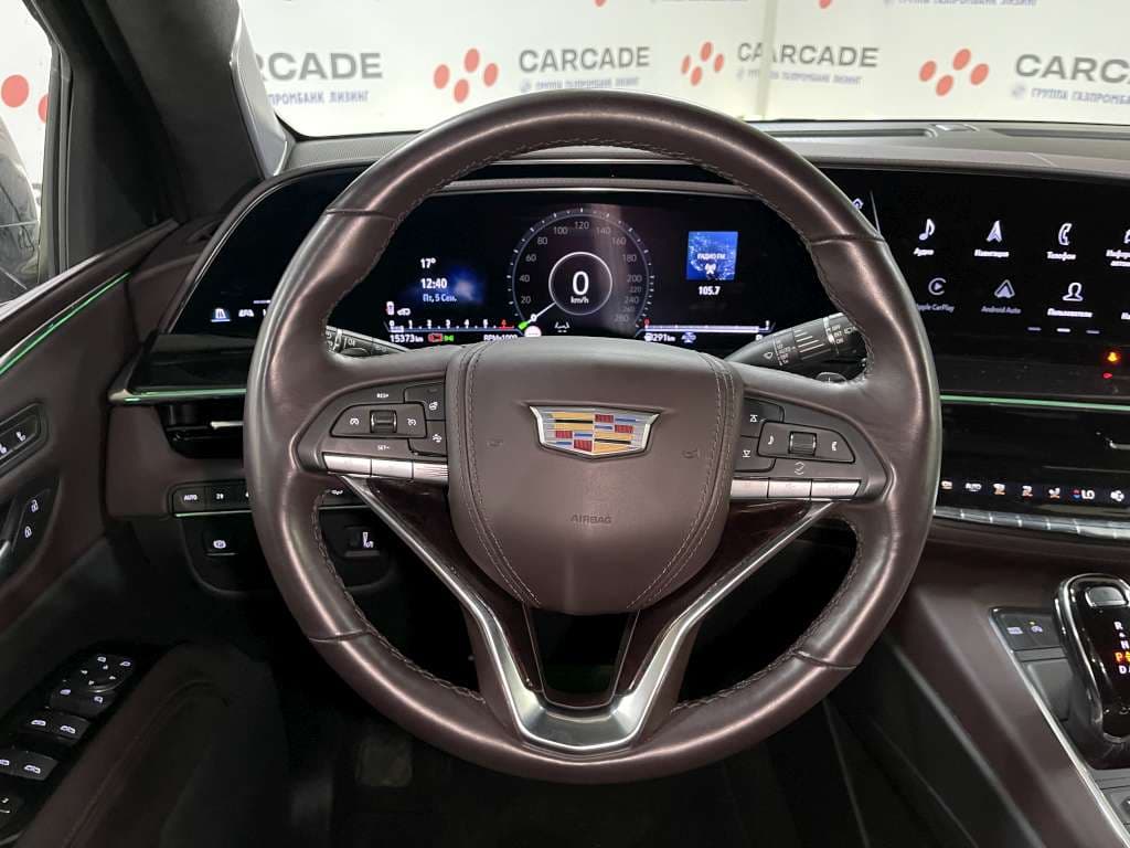 Cadillac Escalade - 5