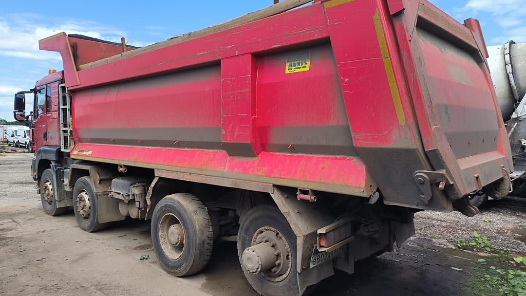 Sitrak C7H 8x4 Самосвал - 4