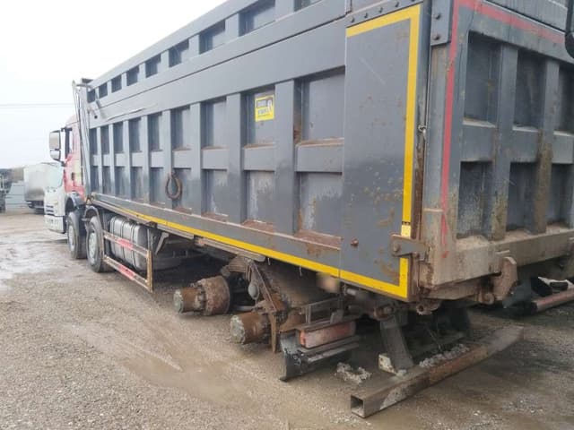 Howo T5G 8x4 Самосвал - 3