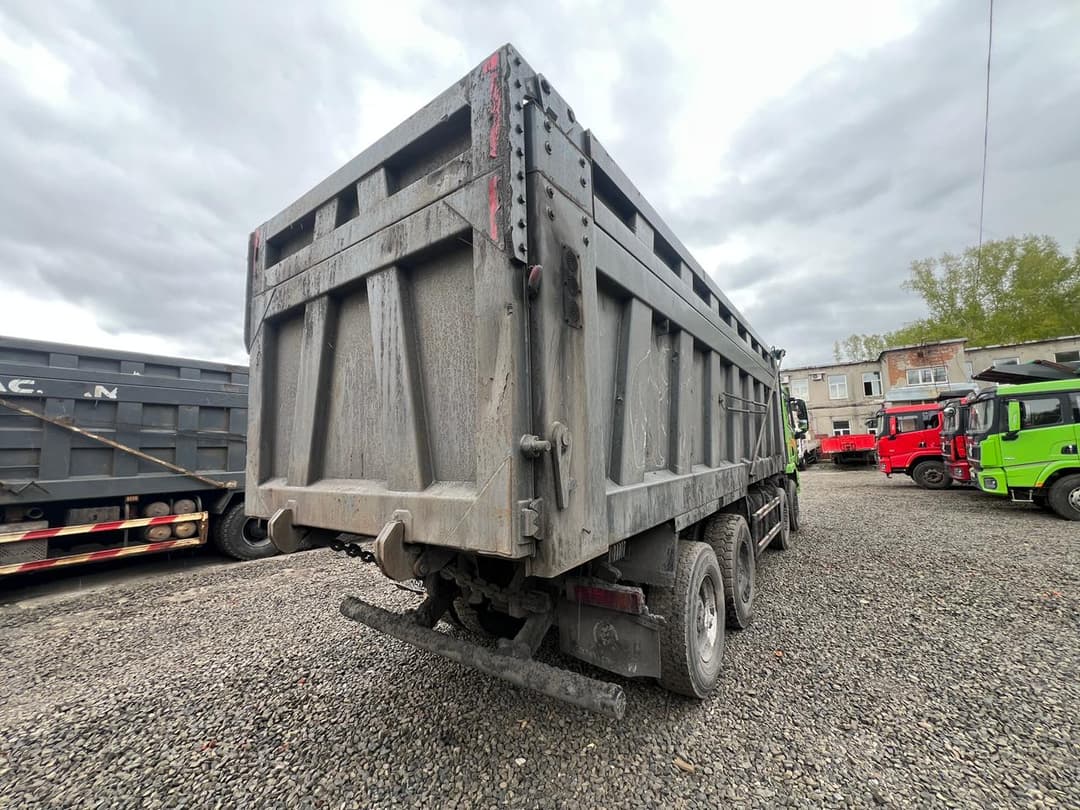 Shacman (Shaanxi) SX* 8x4 Самосвал - 3