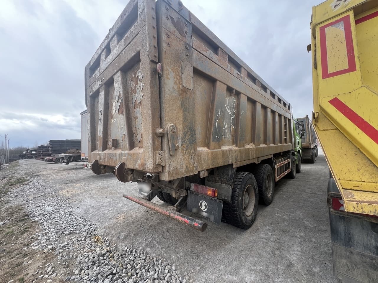 Shacman (Shaanxi) SX* 8x4 Самосвал - 3