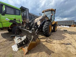 Beezone B* Экскаватор-погрузчик - 1