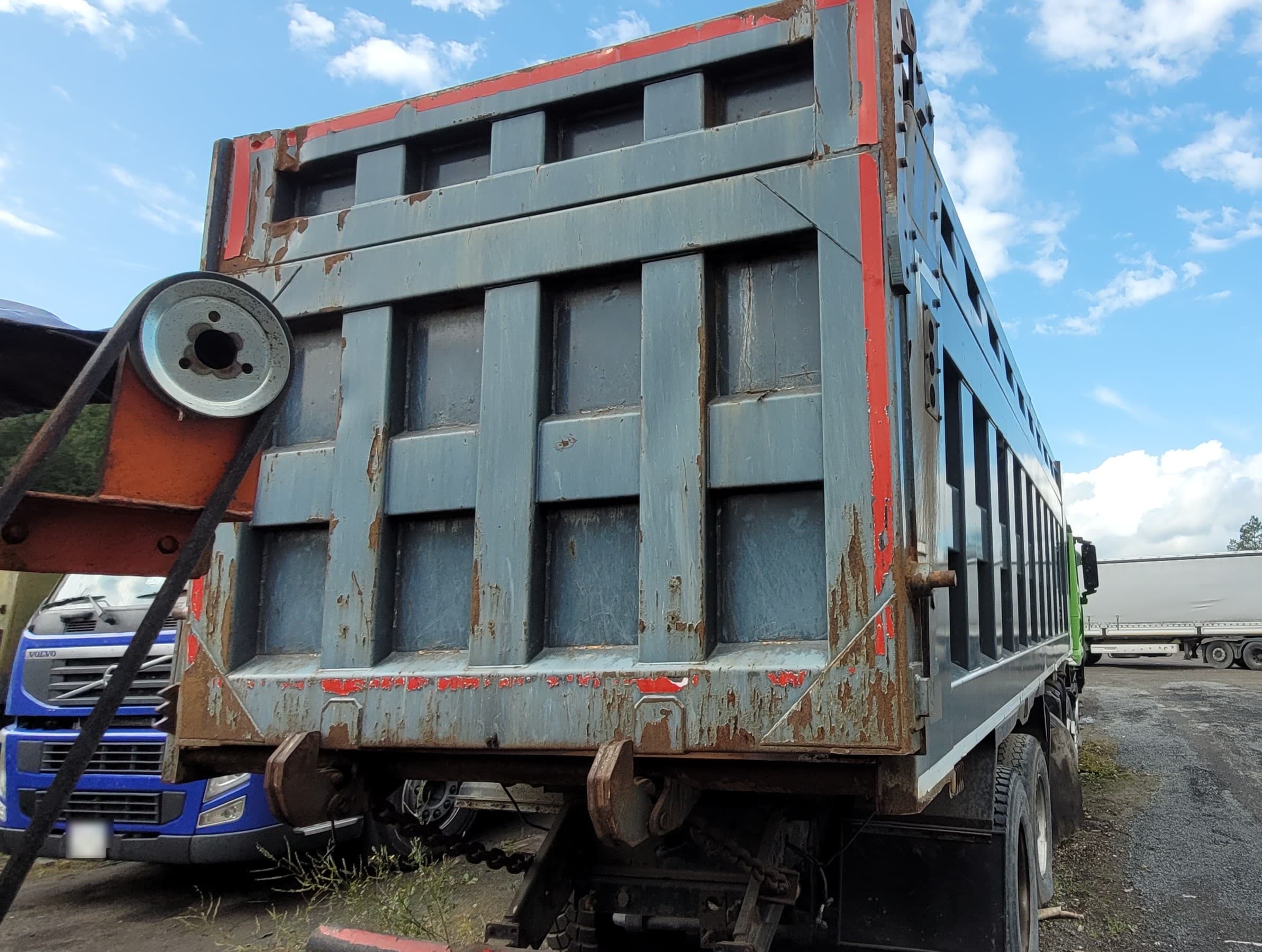 Shacman (Shaanxi) SX* 8x4 Самосвал - 3