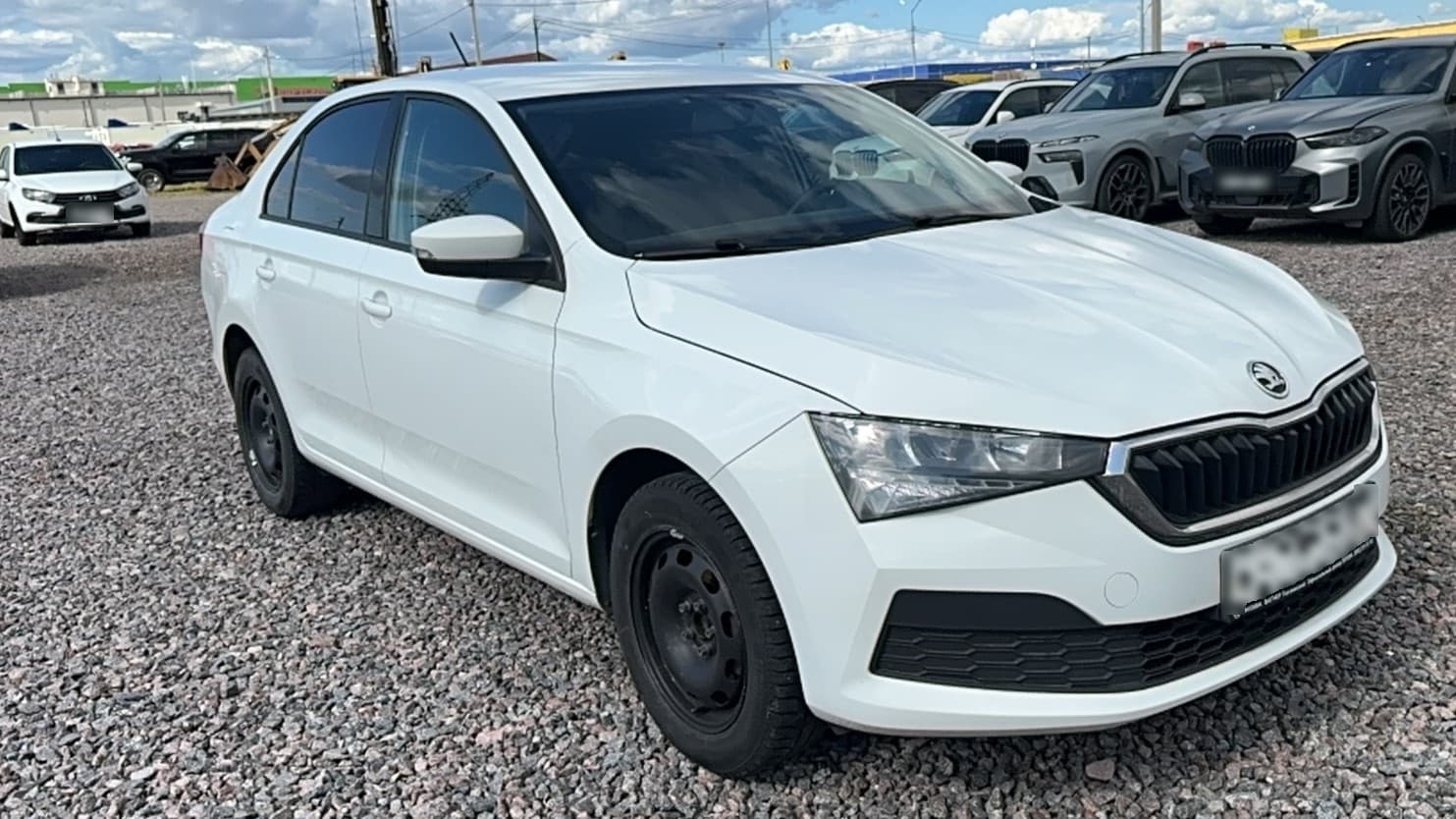 Skoda Rapid - 2