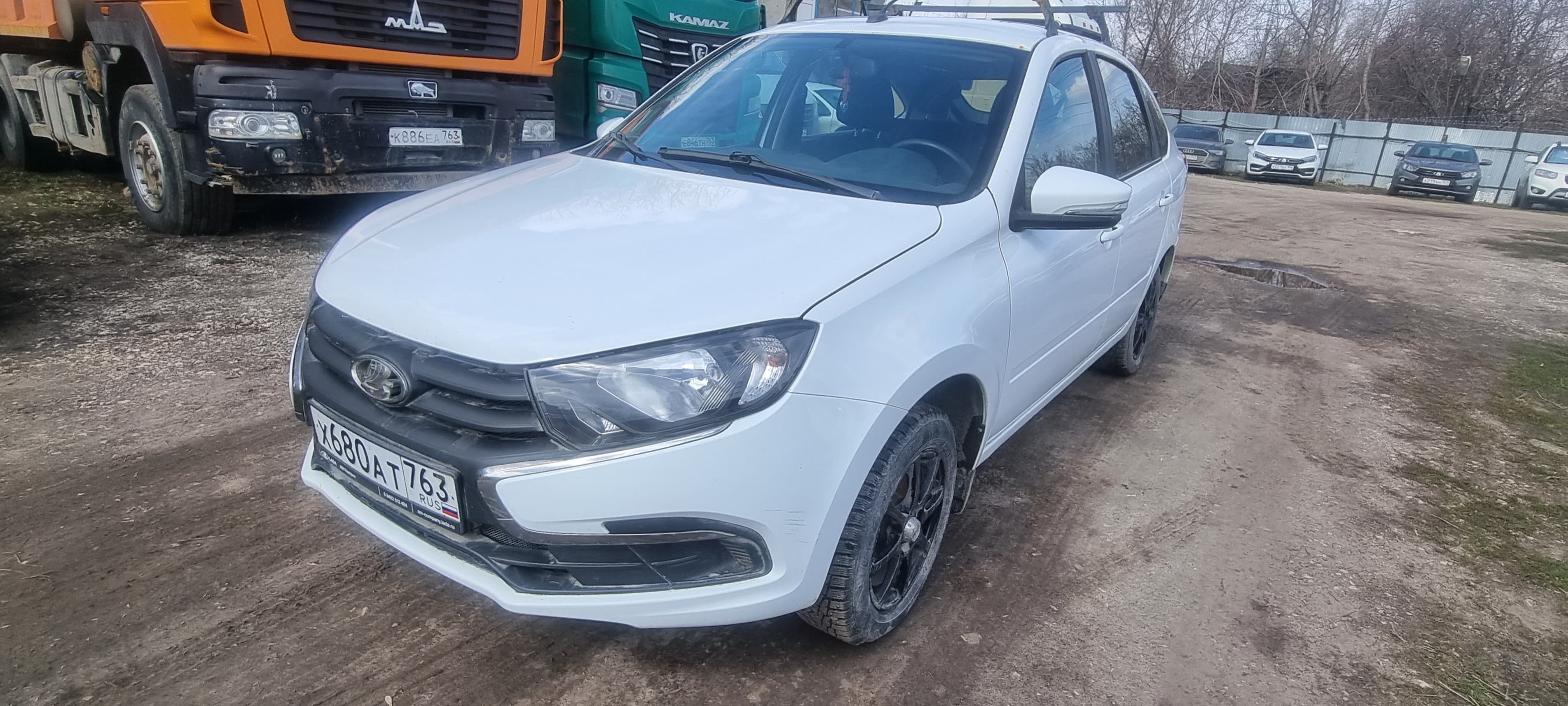 Lada Granta лифтбек - 1