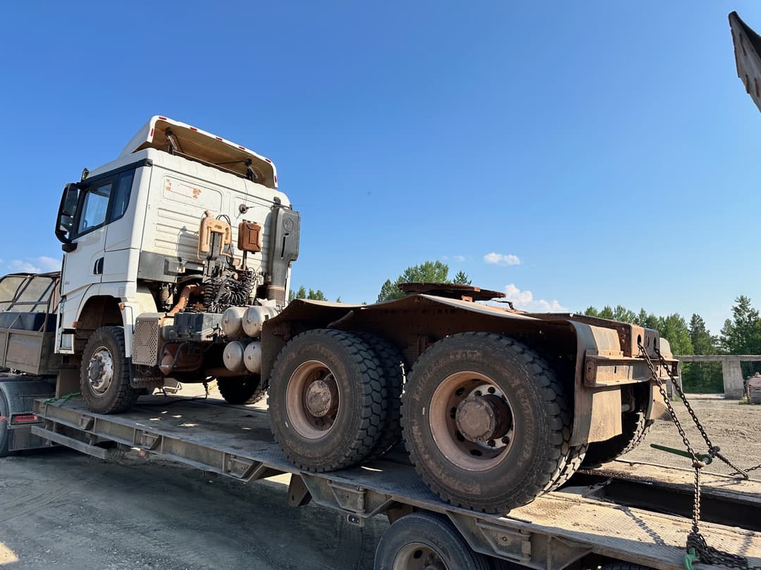 Shacman (Shaanxi) SX* 6x6 Седельный тягач - 4