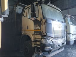 FAW J6 8x4 Самосвал - 2