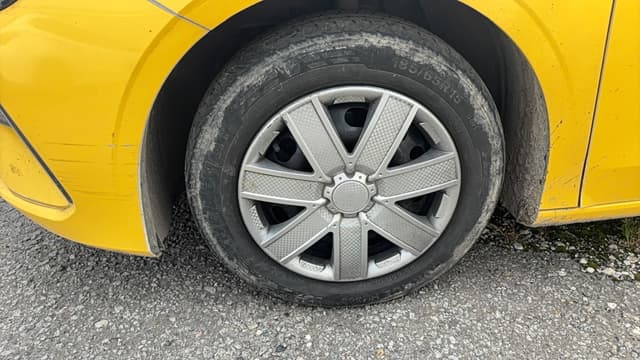 Geely EMGRAND - 10