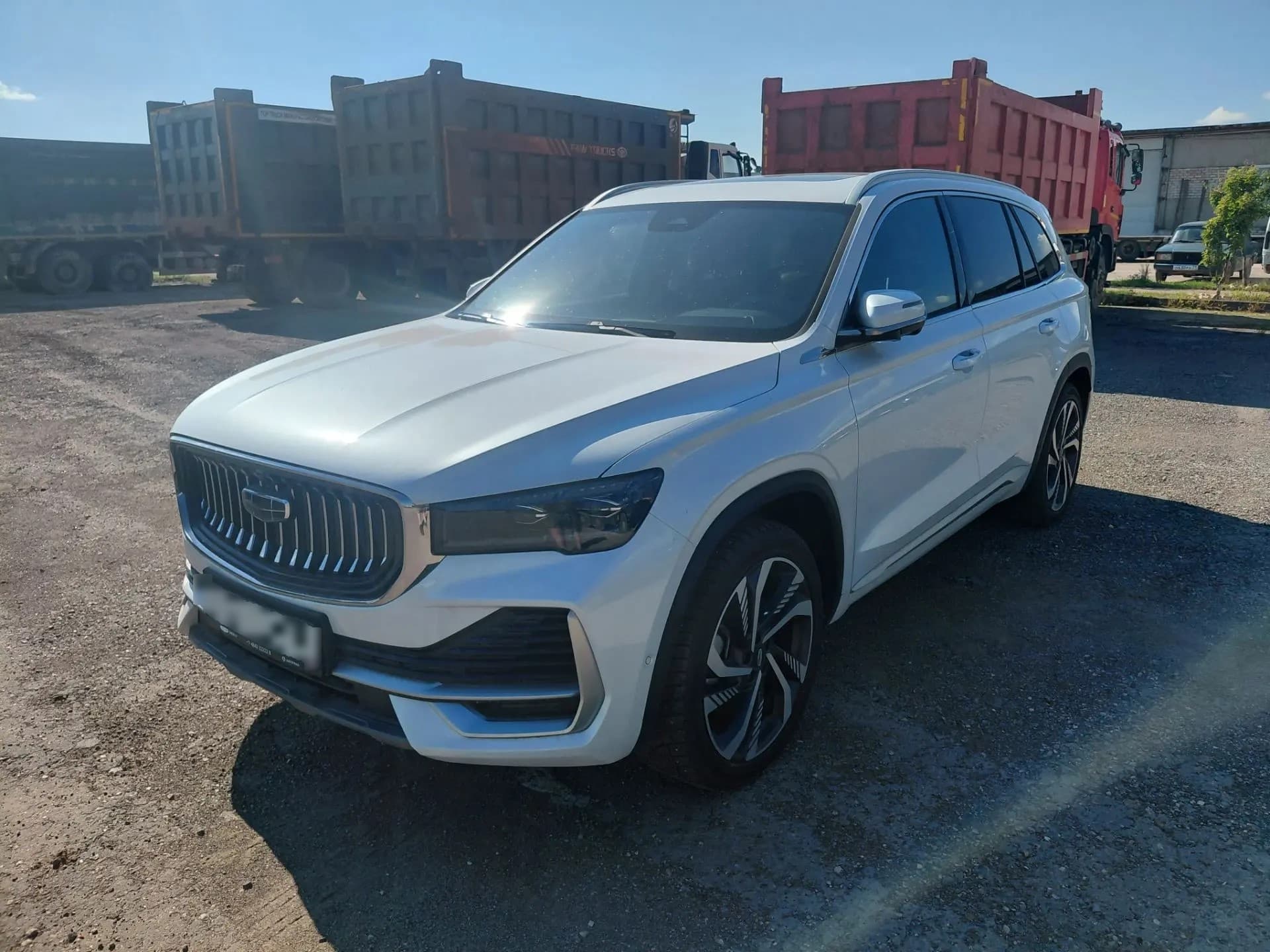 Geely Monjaro - 1