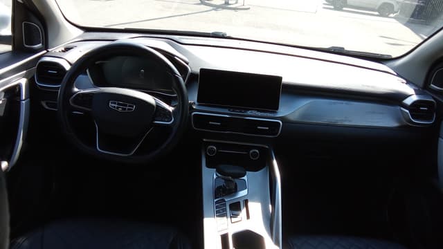 Geely Coolray - 5