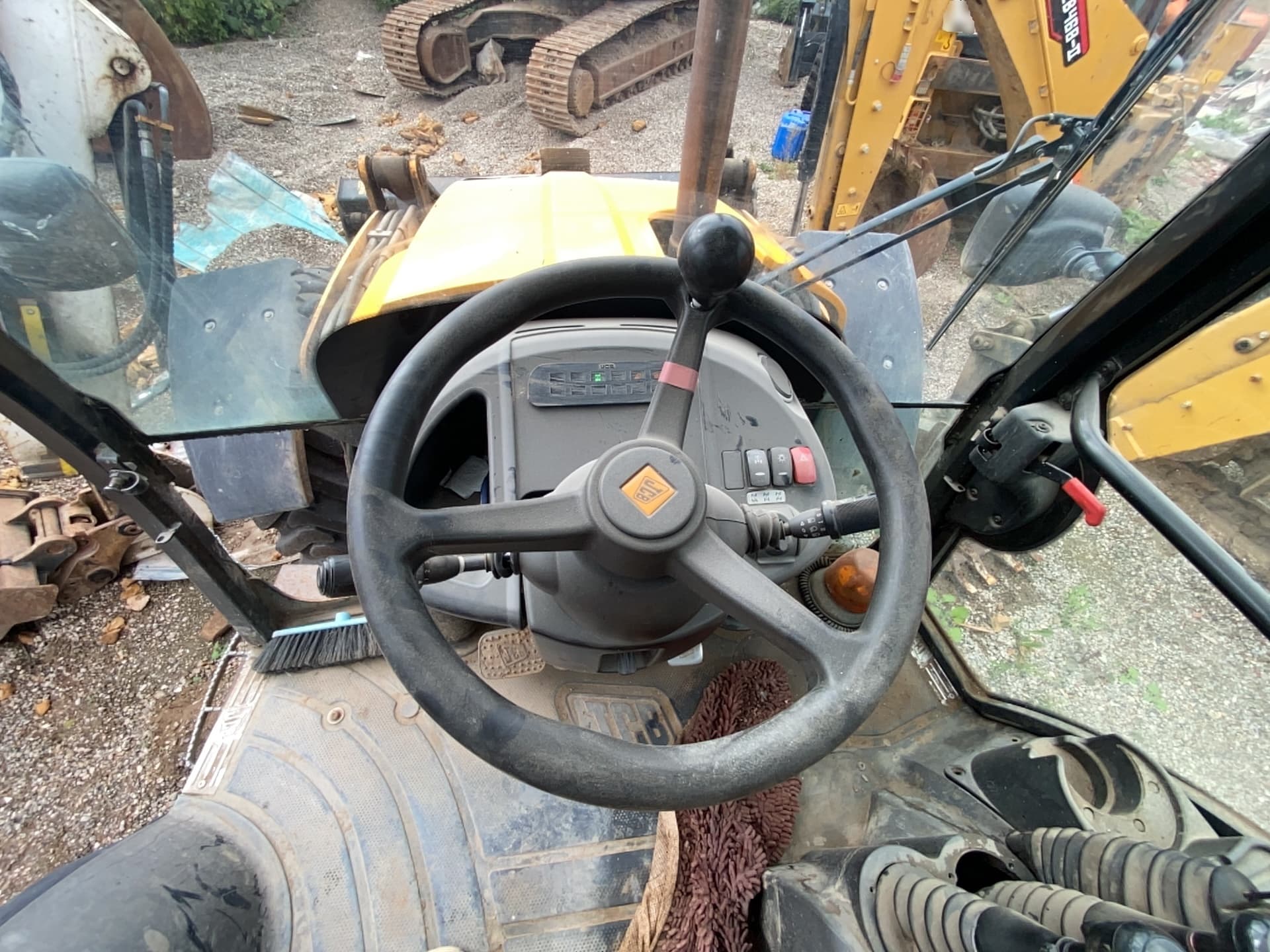JCB 4CX Экскаватор-погрузчик - 5