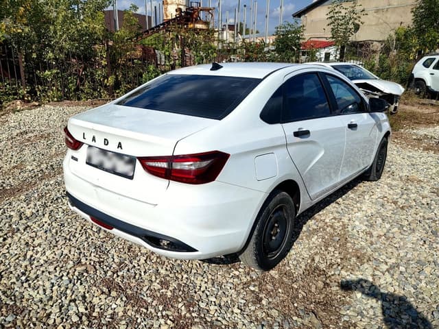 Lada Vesta седан - 2